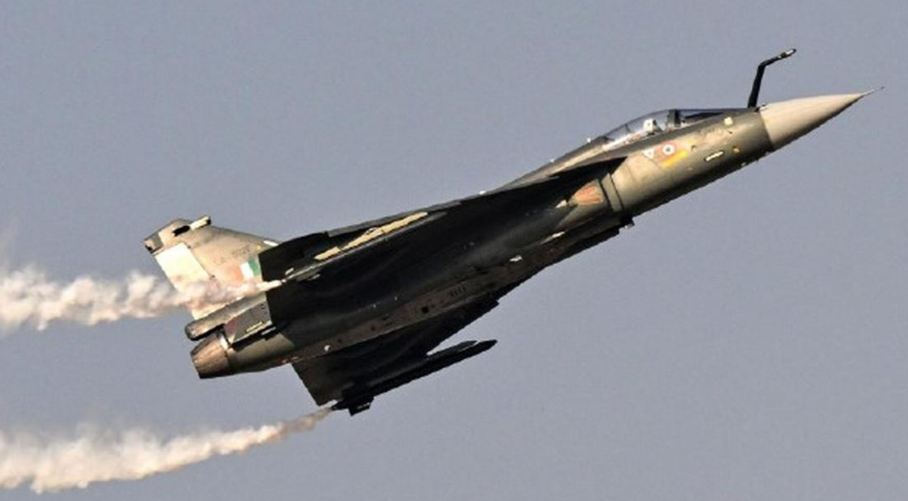 India’s Tejas fighter jet crashes at Dubai Airshow